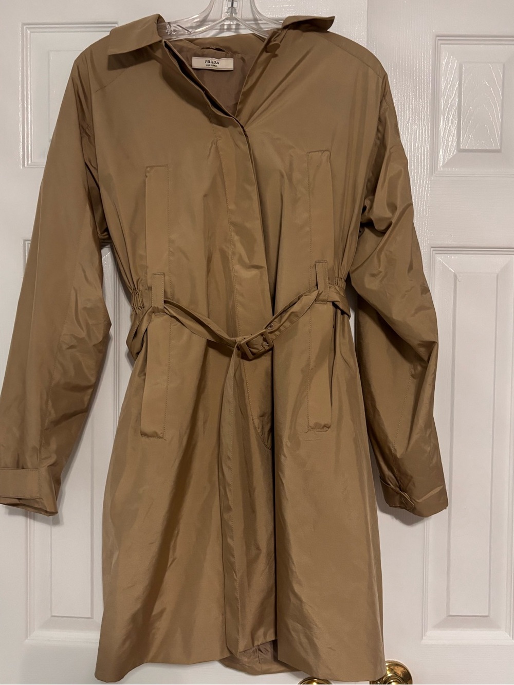 Prada Women's Tan Trench rain Coat with Belt size 40